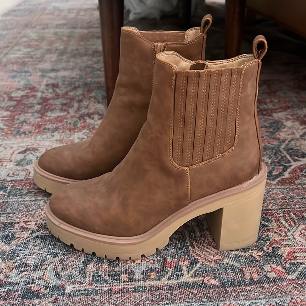 Dolce Vita “Jetta” booties